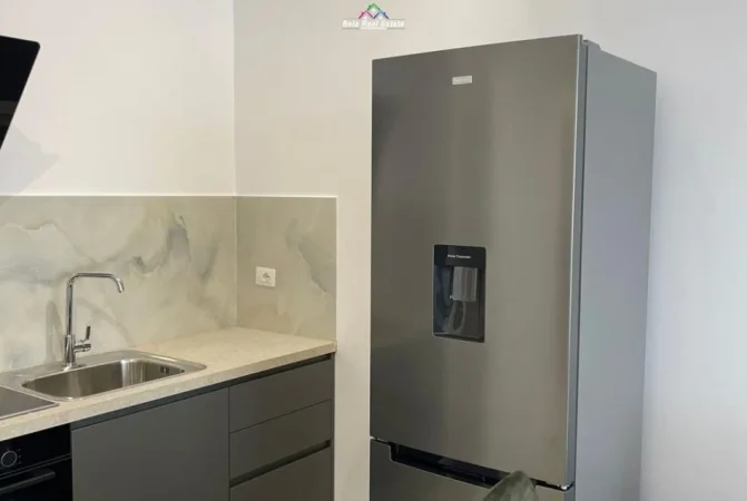 Tirane, jepet me qera apartament 1+1 Kati 4, 64 m² 550 € (Tek Kompleksi ASL 2,)