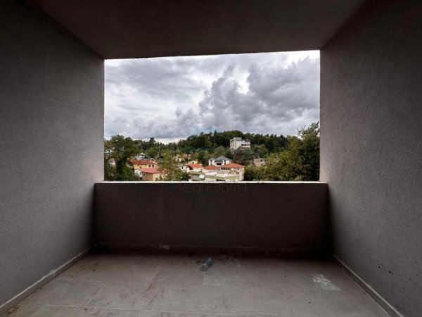 Tirane, shitet apartament 2+1 Kati 4, 134 m² 215.000 € 