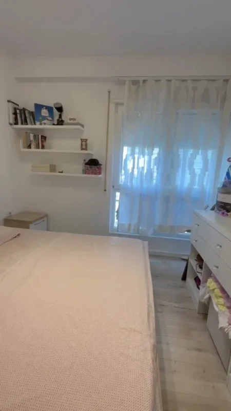 Tirane, shitet apartament 1+1+Ballkon Kati 3, 42 m² 83.000 € (Rruga 5 Maji)