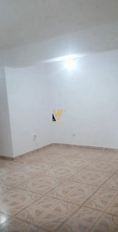 Tirane, jepet me qera apartament 2+1+Ballkon Kati 5, 97 m² 500 € (IRFAN TOMINI)