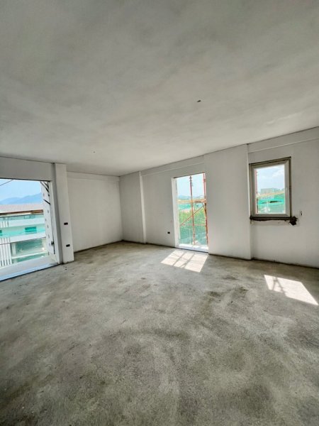 Tirane, shitet apartament 2+1 Kati 4, 87 m² 83.000 € (Kamez)