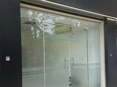 Tirane, shitet ambjent biznesi Kati 0, 32 m² 230.000 € (Bulevardi Zhan Dark , ATSH)