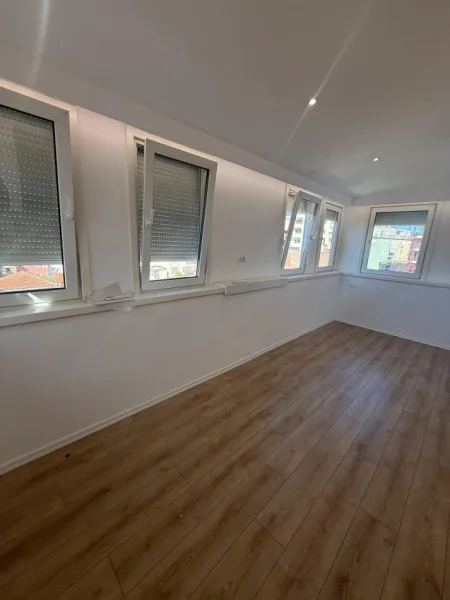 Tirane, shitet apartament 1+1 Kati 5, 63 m² 169.000 € (RRUGA FORTUZI)