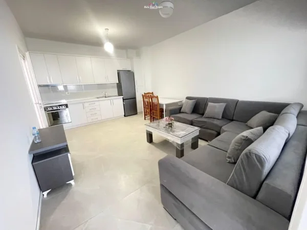 Shqiperi, jepet me qera apartament 2+1 Kati 6, 80 m² 700 € (21 dhjetori)