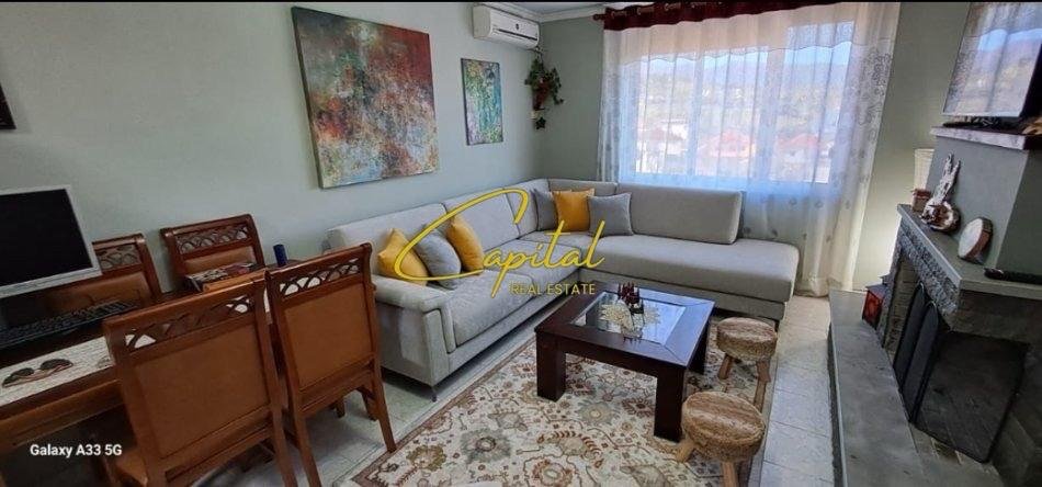 Tirane, jepet me qera apartament 1+1 Kati 2, 60 m² 350 € (MULLET)