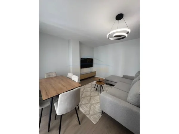 0683487469 Tirane, shitet apartament 2+1 Kati 3, 94 m² 135.000 € (FRESK)