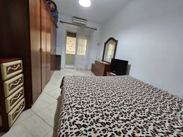 Tirane, shitet apartament 2+1 Kati 3, 124 m² 219.000 € (Liqeni i Thate)