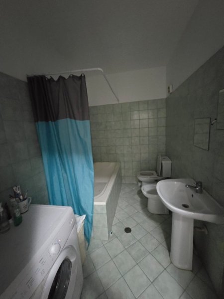 Durres, shes apartament 2+1+Ballkon Kati 2, (069 20 39 456 VOLLGA)