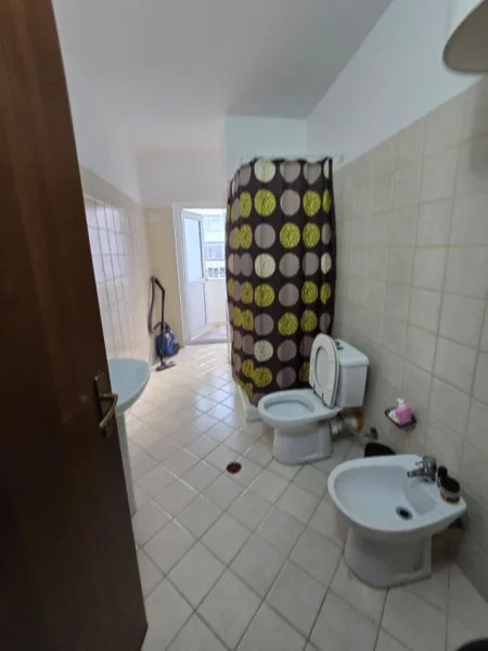 Durres, shes apartament 2+1+Ballkon Kati 2, (069 20 39 456 VOLLGA)