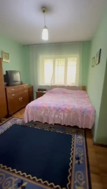 Tirane, jepet me qera apartament 2+1 Kati 2, 86 m² 500 € (Ali Demi)