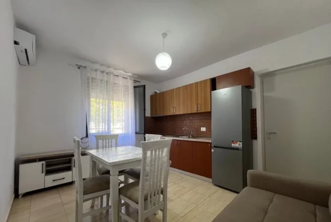 Tirane, jepet me qera apartament 1+1 Kati 5, 60 m² 550 € (Don Bosko)