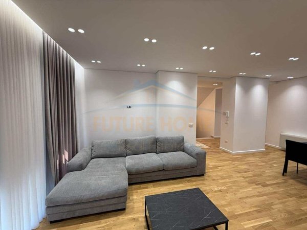 0683487469 Tirane, jepet me qera Vile 2 Katshe Kati 0, 333 m² 4.000 € (Prane TEG)