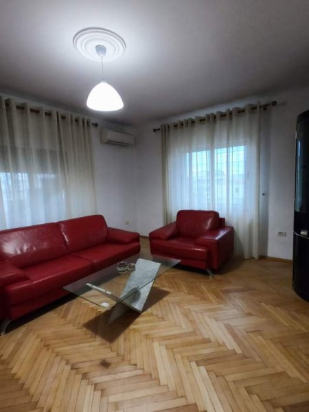 Shitet, Shtëpi Private + Truall, Kodra E Priftit, Tiranë. 300,000 € ID: OPP+21331