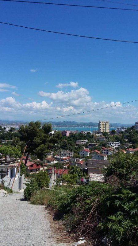 Durres, shes shtepi 150 m² 80.000 Euro (Vila e Zogut)