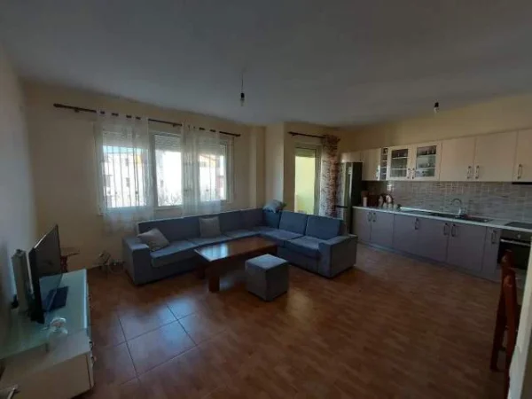 Tirane, shitet 2+1+BLK Kati 3 , cmimi 162,000 €