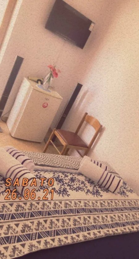 Radhim, bojo resort, Korrik , gusht 35 Euro