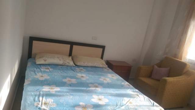 Himare, jap me qera apartament 1+1+BLK Kati 1, 60 m² 50 Euro (Pallati afer Qendres Shendetsore)