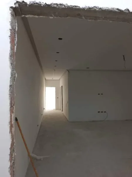 Ofrojme lyerje dhe patinime per cdo lloj objekti ne Tiran dhe Durres