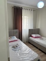 Tirane, jap me qera apartament 2+1+BLK Kati 3, 90 m² 600 Euro (FUSHA E AVIACIONIT)
