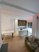 Tirane, jepet me qera apartament 2+1+BLK Kati 7, 85 m² 700 Euro (KONTAKT PRANE 21 DHJETORI)
