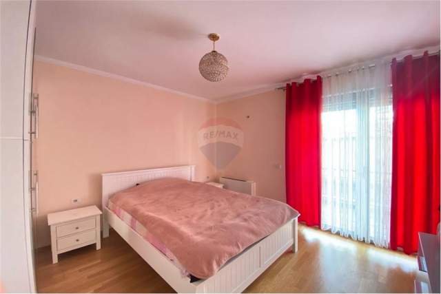 Tirane, jepet me qera apartament 3+1 Kati 1, 108 m² 550 Euro (Don Bosko)