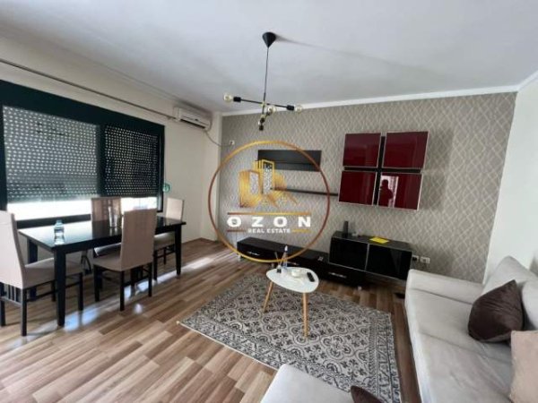 Tirane, jepet me qera apartament 2+1+A+BLK Kati 4, 90 m² 350 Euro (KODRA E DIELLIT)