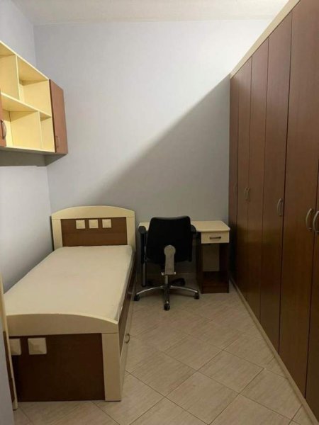 Tirane, jap me qera apartament 2+1+BLK Kati 5, 100 m² 550 Euro (Rruga e Kavajes)
