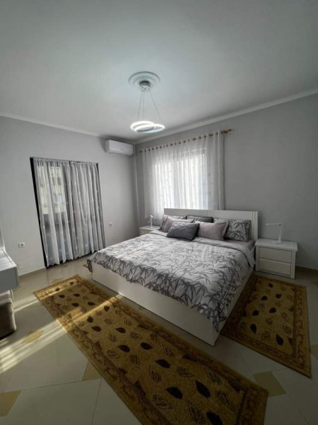 Tirane, jepet me qera apartament 1+1+BLK Kati 4, 65 m² 500 Euro (RRUGA E ELBASANIT)