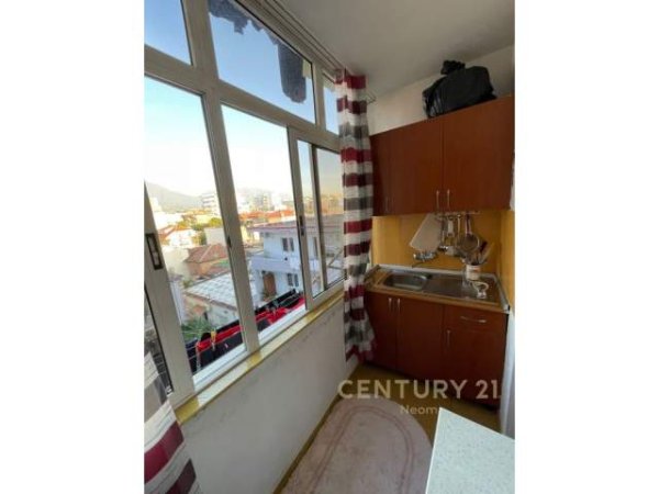 Tirane, shitet apartament 2+1+BLK Kati 4, 53 m² 80.000 Euro (Brryli Tirana)