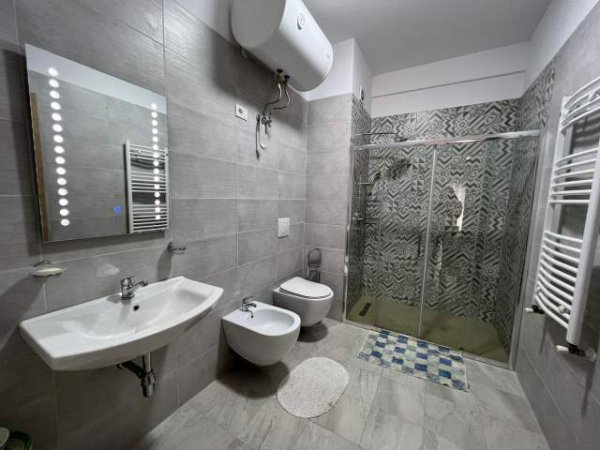 Tirane, shes apartament 2+1+BLK Kati 6, 114 m² 149.000 Euro (UNAZA E RE, GREEN CITY)