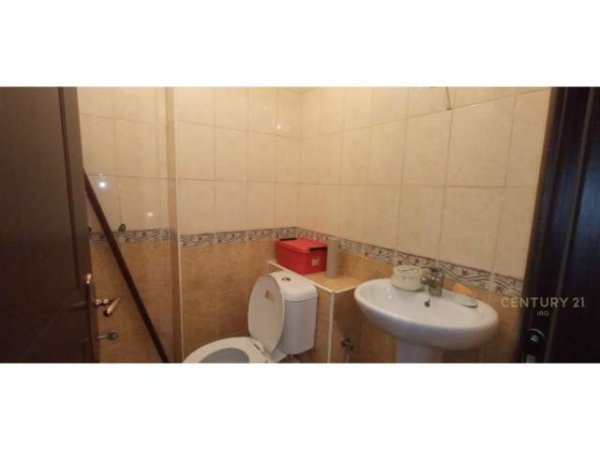 Tirane, shitet apartament 2+1+BLK Kati 6, 97 m² 80.000 Euro (Rr. Muhamet Deliu, Fresku)