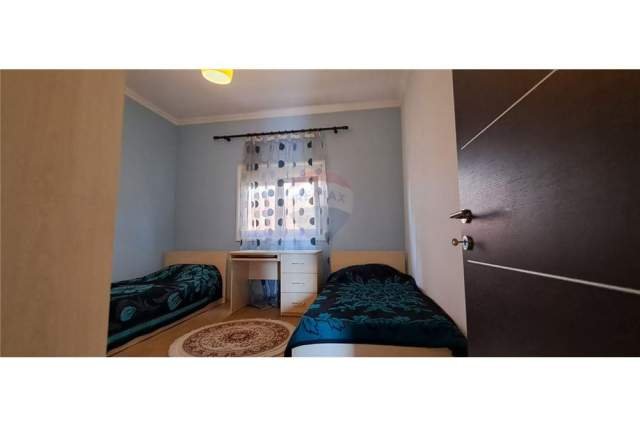 Tirane, jepet me qera apartament 3+1+A+BLK Kati 2, 130 m² 360 Euro (Adem Shehu)