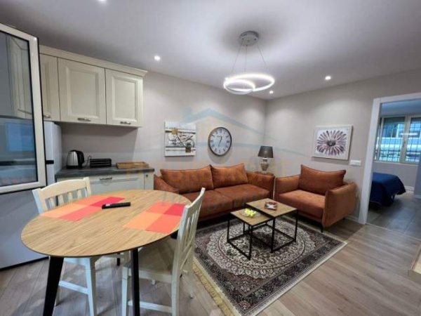 Tirane, jepet me qera apartament 1+1 Kati 2, 48 m² 500 Euro (21 Dhjetori)