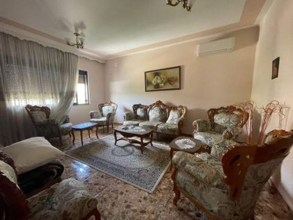 Tirane, shes Vile 560 m² 600.000 Euro (Selite)