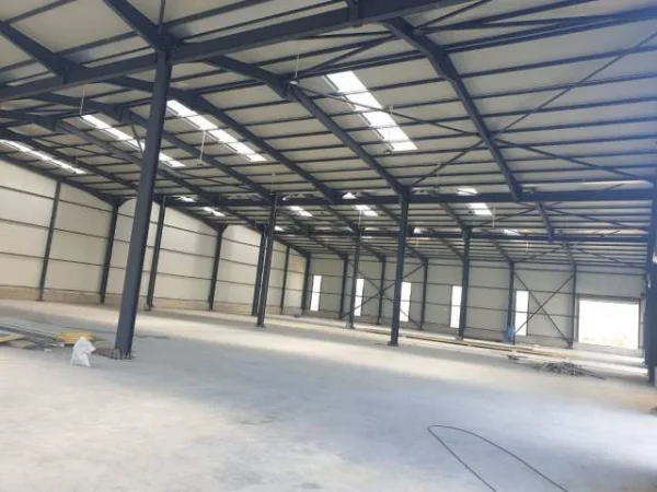 Tirane, shes magazine Kati 0, 1.380 m² 2.100.000 Euro (Tirane)