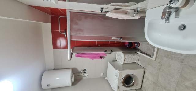Tirane, jepet me qera apartament 2+1+BLK Kati 8, 87 m² 500 Euro (Rr Artan Lenja  kompleksi kontakt)