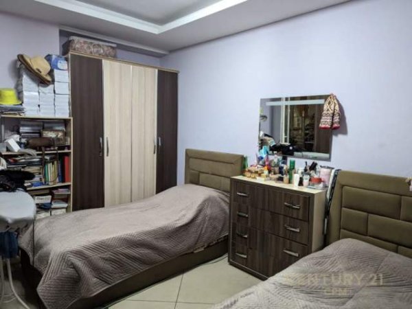 Tirane, shitet apartament 1+1+A+BLK Kati 1, 77 m² 77.000 Euro (Prane Bar ''Oslos'' ,Astir!)