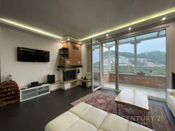 Tirane, shitet apartament duplex Dublex Kati 2, 129 m² 225.000 Euro (Kodra e Diellit Residence)