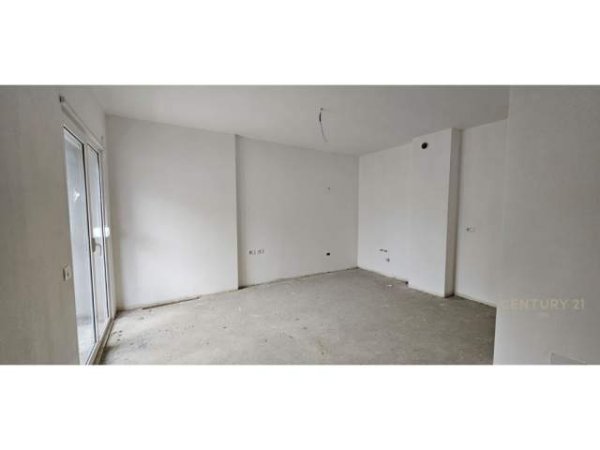 Tirane, shitet apartament 1+1+A+BLK Kati 6, 78 m² 135.000 Euro (Rruga e Bogdaneve, Bllokut te Ambasadave)