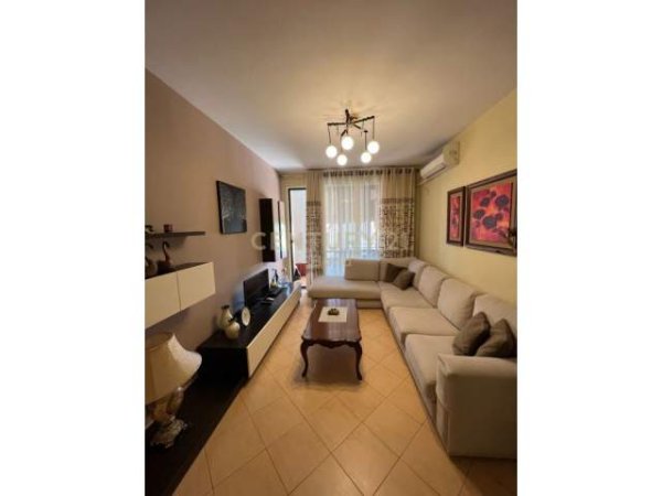 Tirane, jepet me qera apartament 2+1+BLK Kati 3, 94 m² 550 Euro (Shkolla e Baletit)
