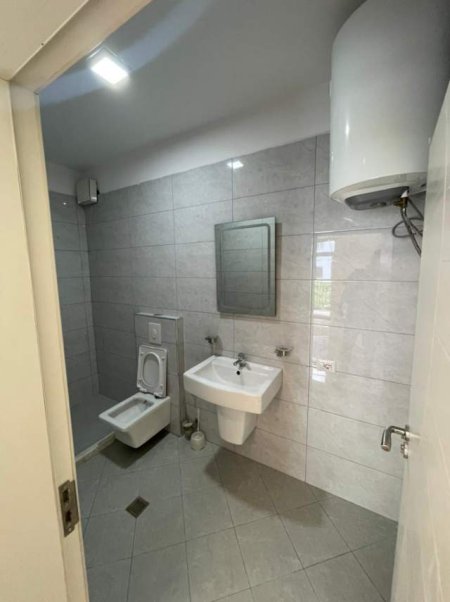 Tirane, shitet apartament 2+1+BLK Kati 6, 101 m² 132.000 Euro (pas qendres Concord.)