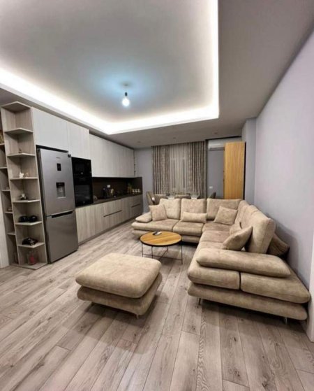 Tirane, shitet apartament 2+1+BLK Kati 2, 81 m² 140.000 Euro (prane Ish Restorant Durresi.)