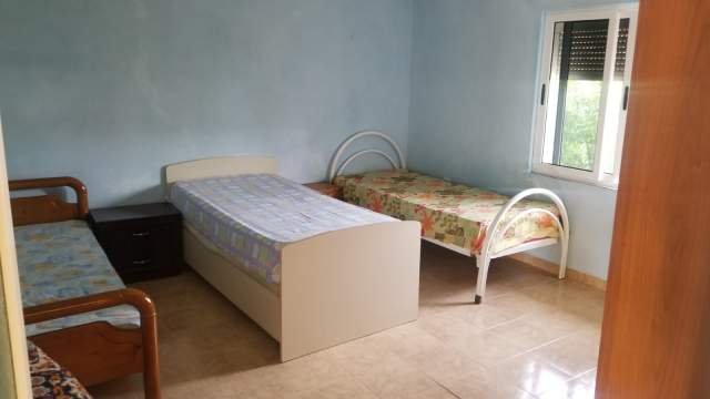 Tirane, jepet me qera Vile 2+1+BLK Kati 1, 120 m² 35.000 Leke (Rruga e Elbasanit)