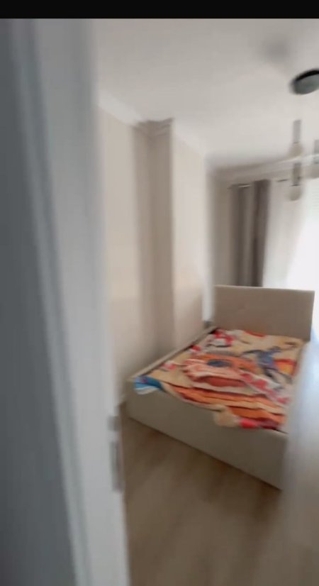 Tirane, shitet apartament 3+1+Ballkon Kati 4, 127 m² 140.000 € (Univers City Okazion 1100€/m2 I mobiluar)