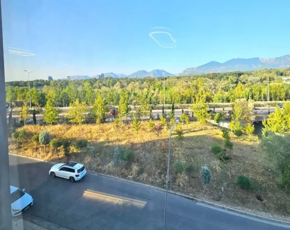 -JEPET ME QIRA apartament 1+1+ garazh totalisht i investuar si per vete me çdo gje cilesore te markave me te mira TEK LIQENI THATË