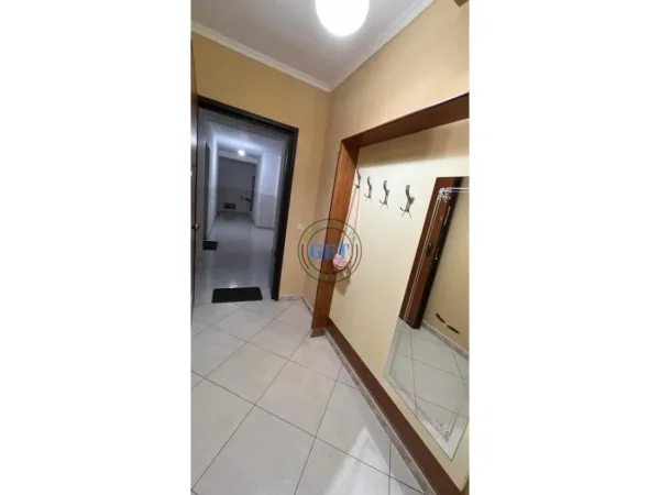 Durres, jepet me qera apartament 2+1 Kati 11, 85 m² 350 € (Ish-Urt, Durres!)