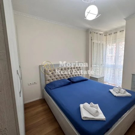 Tirane, jepet me qera apartament 1+1+Ballkon Kati 2, 60 m² 500 € (Kryqezimi Rr. Bardhyl me Rr. Hoxha Tahsin)