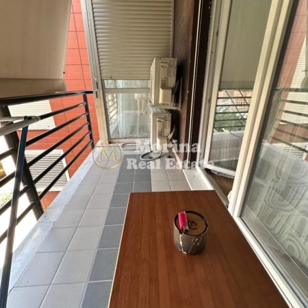 Tirane, jepet me qera apartament 1+1+Ballkon Kati 2, 60 m² 500 € (Kryqezimi Rr. Bardhyl me Rr. Hoxha Tahsin)
