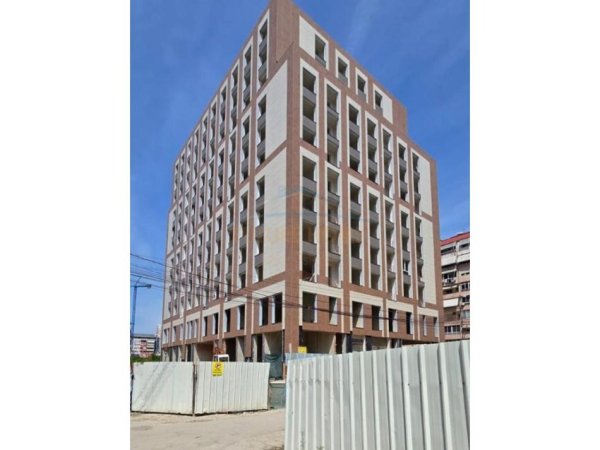 Tirane, shitet garazh | post parkimi Kati -1, 30 m² 35.000 € (FUSHA AVIACIONIT, TIRANE)