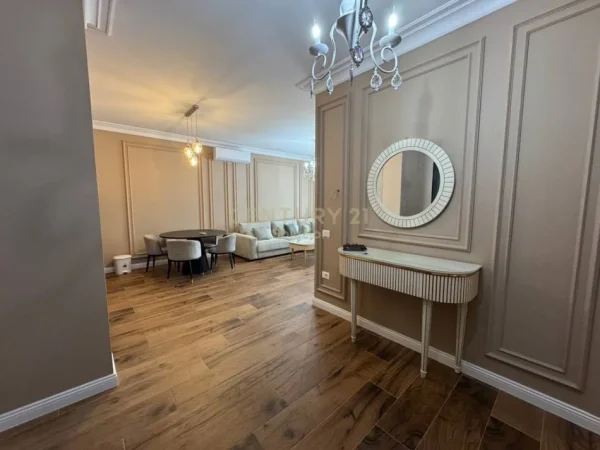 Tirane, jepet me qera apartament 2+1 Kati 4, 104 m² 1.200 € 
